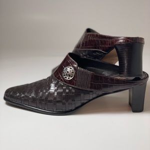 Brighton Mules (8.5) Tudor / Brown